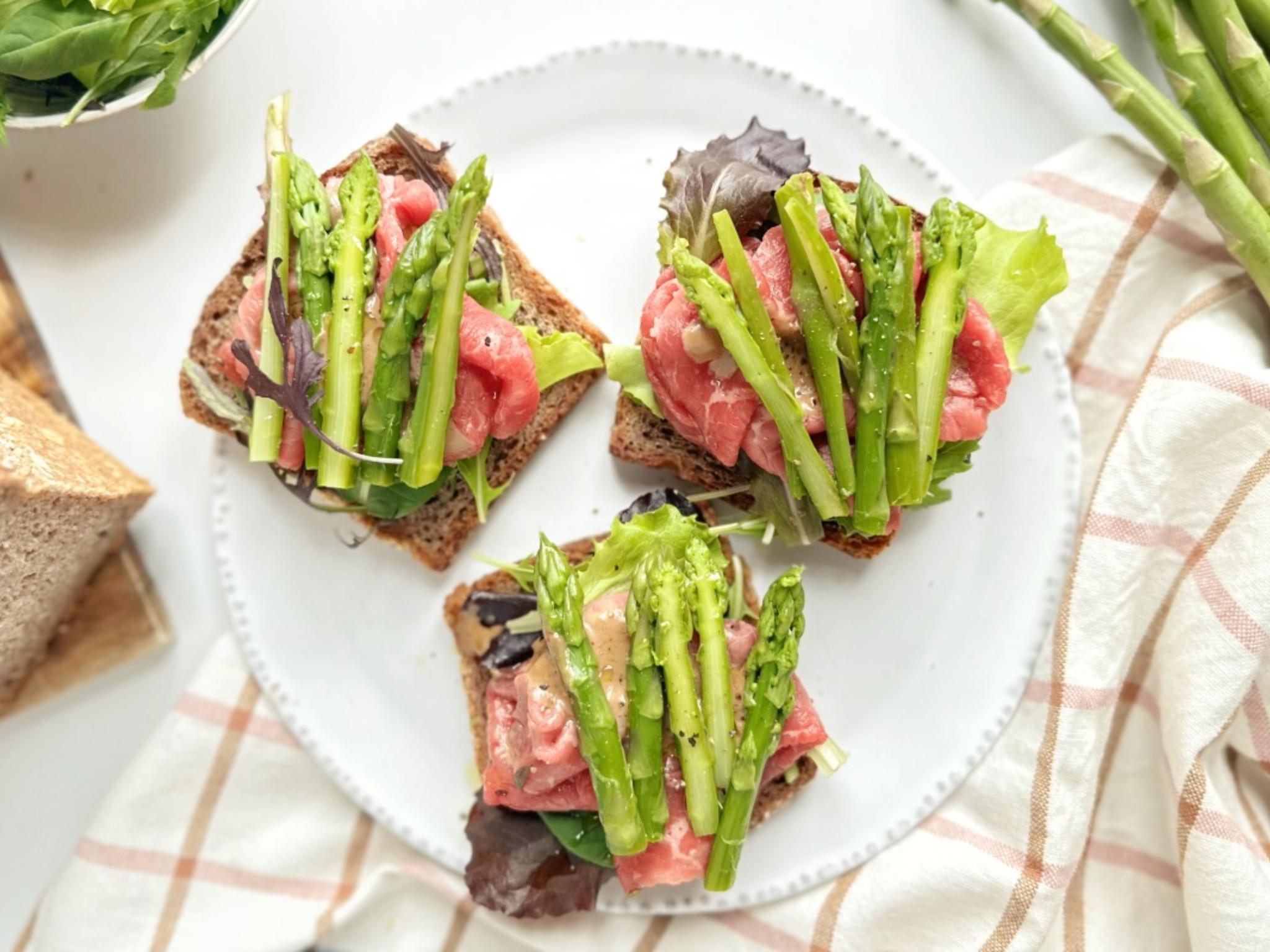 Kit bruschette con asparagi e carpaccio