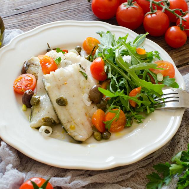 Branzino alla puttanesca