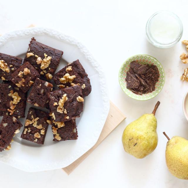 Brownies alle pere e noci