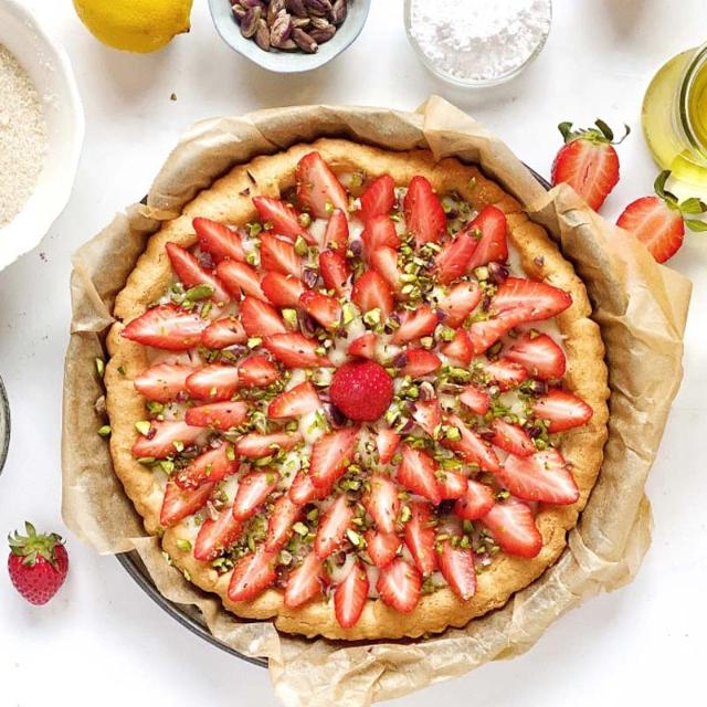Crostata di fragole e pistacchi