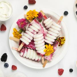 Gelatini alla frutta e yogurt