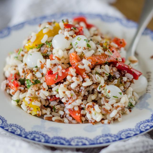 Insalata di riso rosso e quinoa