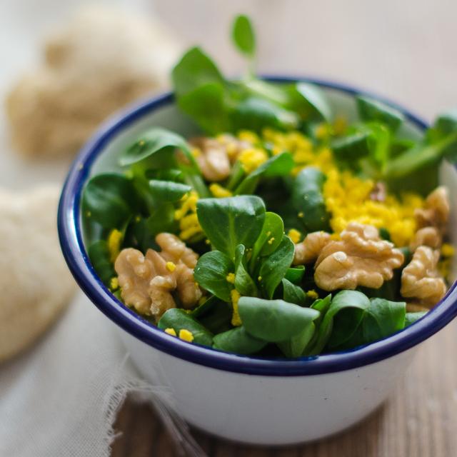 Insalata mimosa alla valeriana