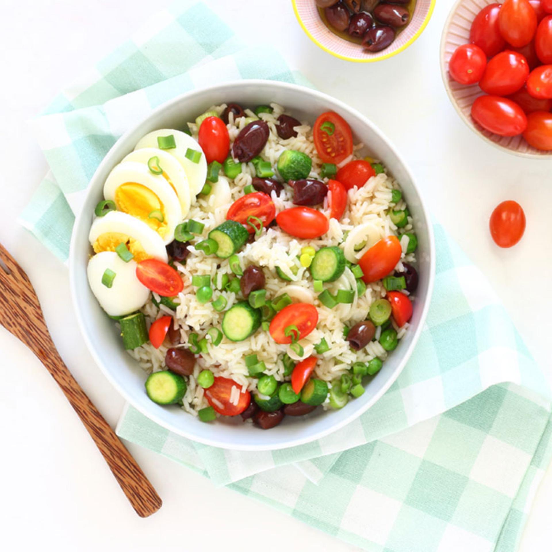 Insalatona di riso con verdure