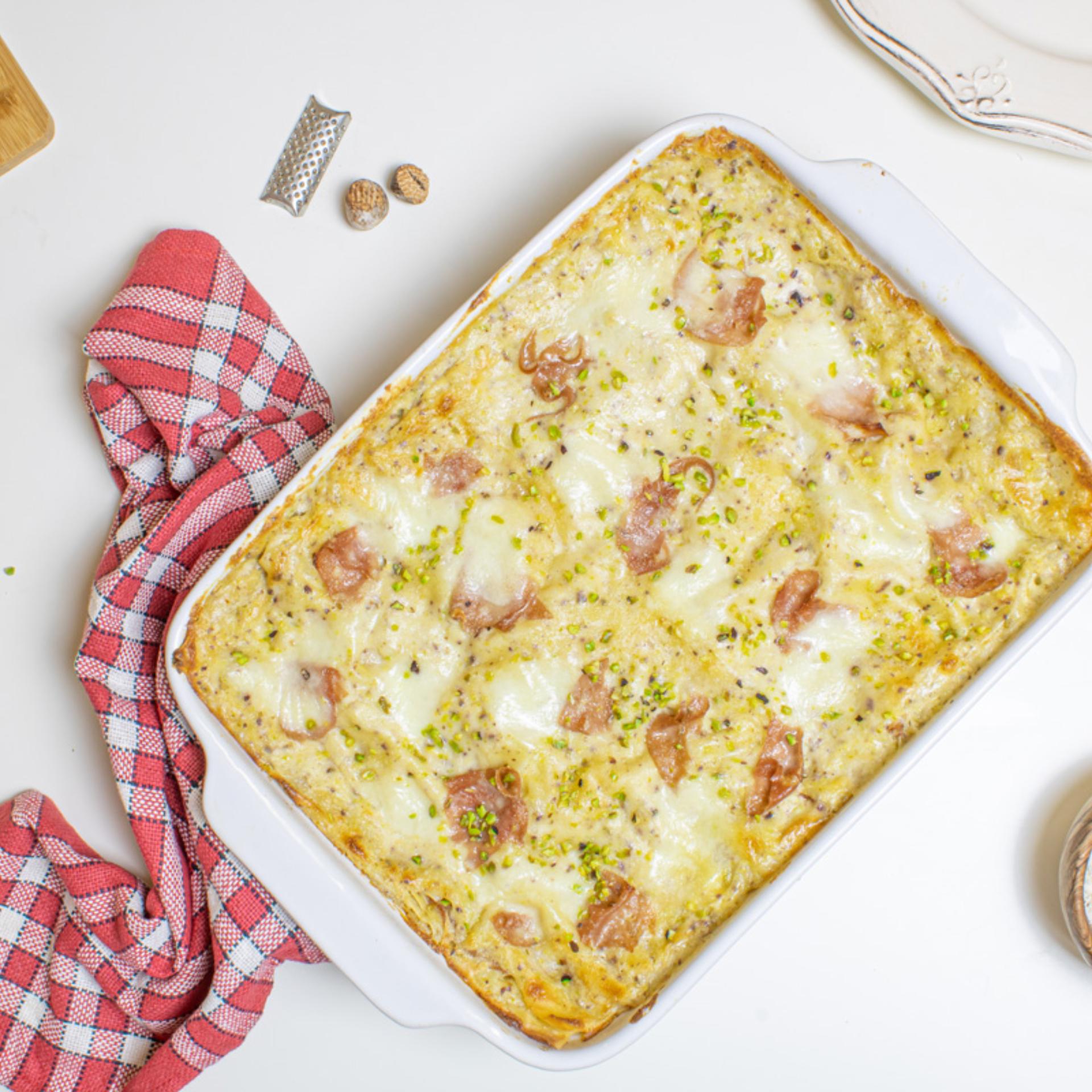 Lasagne con mortadella e pistacchi