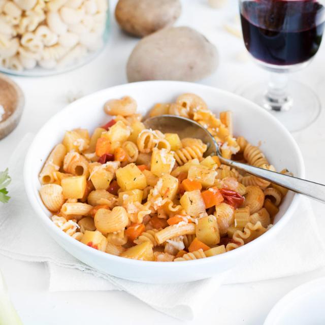Pasta mista, patate e provola