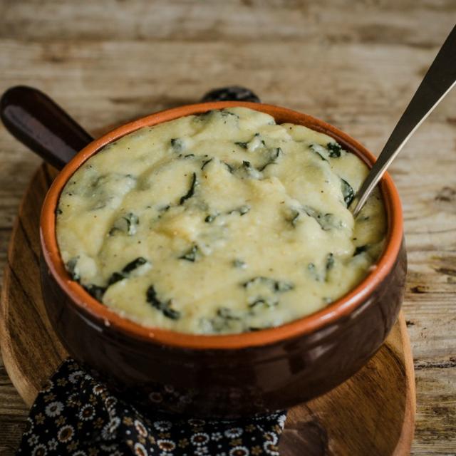 Polenta al cavolo nero e formaggio