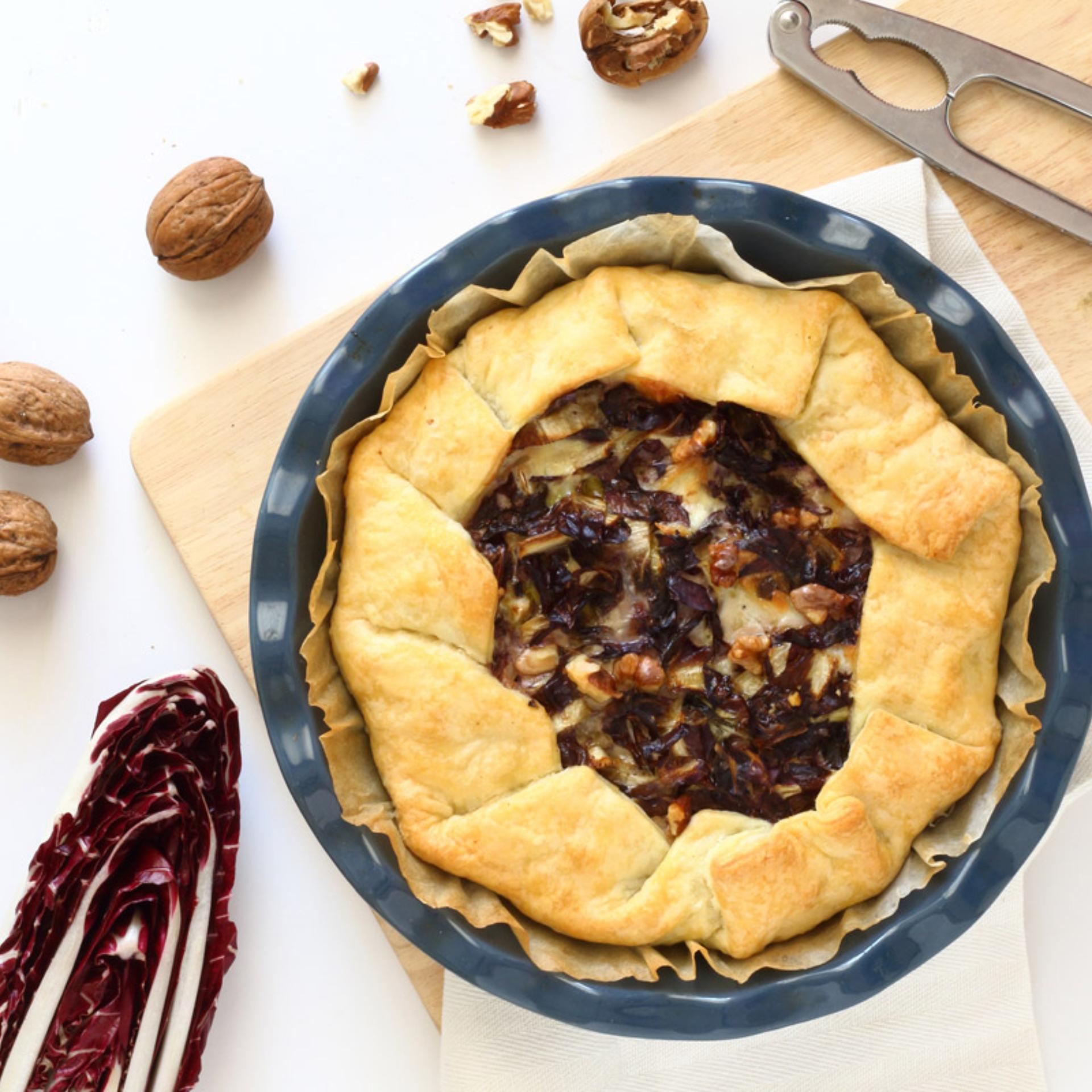 Quiche con radicchio, burrata di bufala e noci