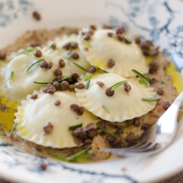 Ravioli mascarpone e lenticchie