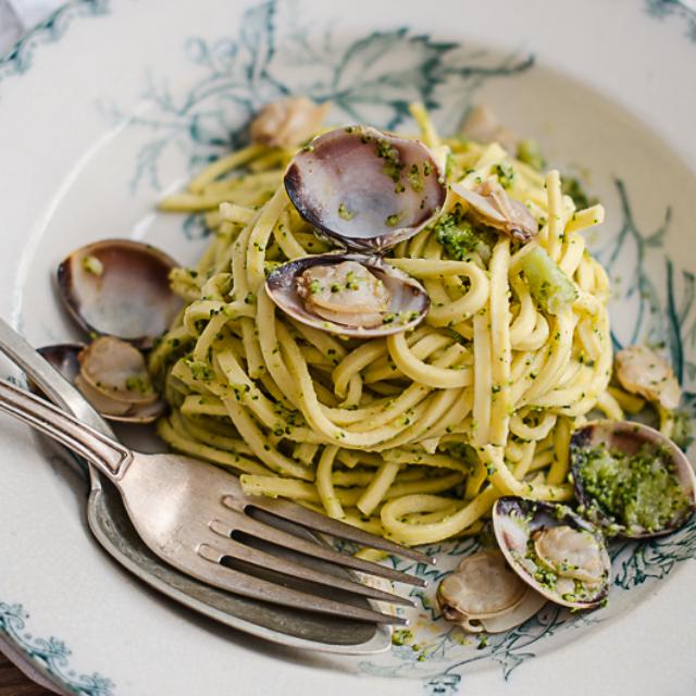 Spaghettoni broccoli e vongole