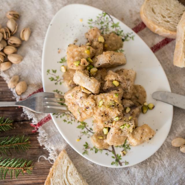 Spezzatino di spada al pistacchio